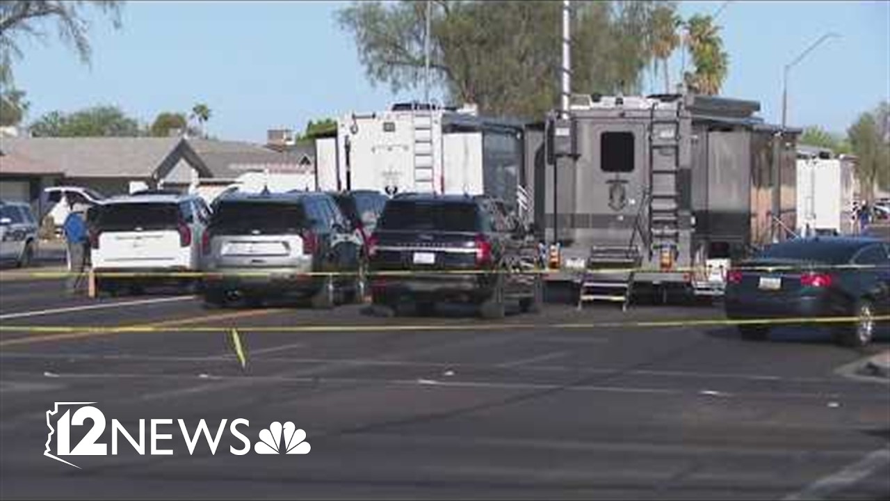 Man with knife shot and killed by police in north Phoenix