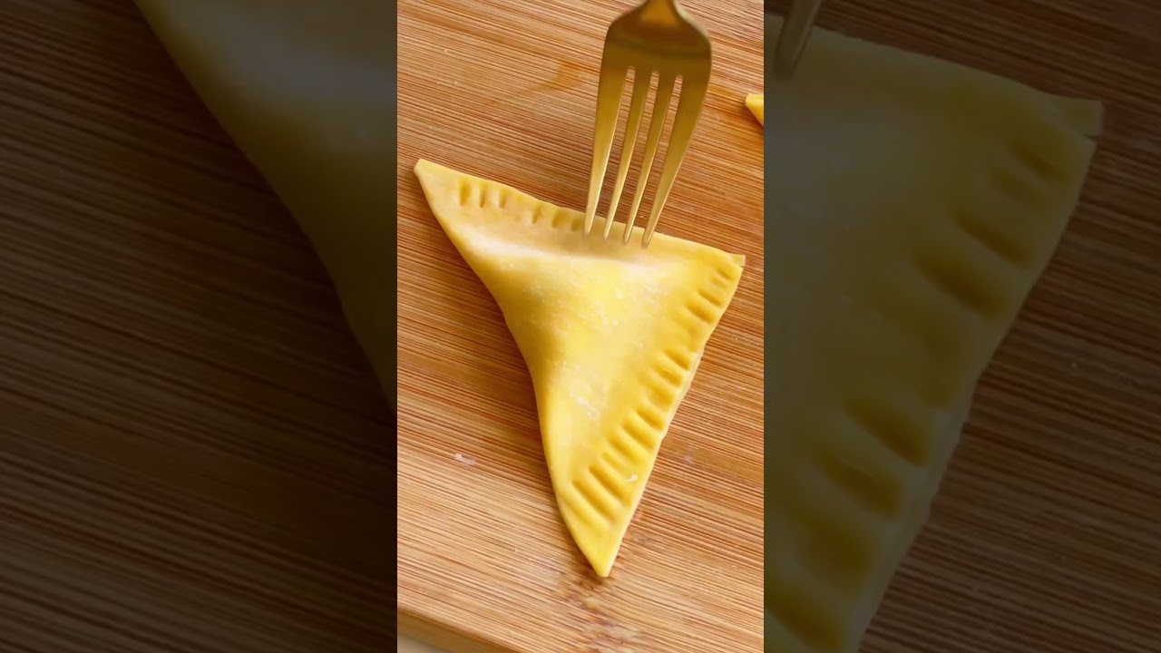 how to make krab rangoons~ #chinesetakeaway #chinesetakeout #easyrecipe