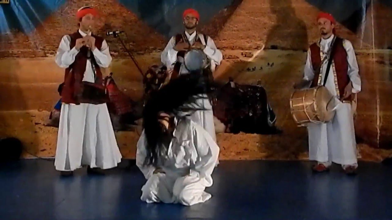 ZAAR con música en directo - Danza ritual - Julia Méndez