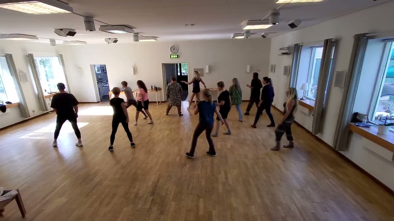 Prova Linedance med Happy Dance!