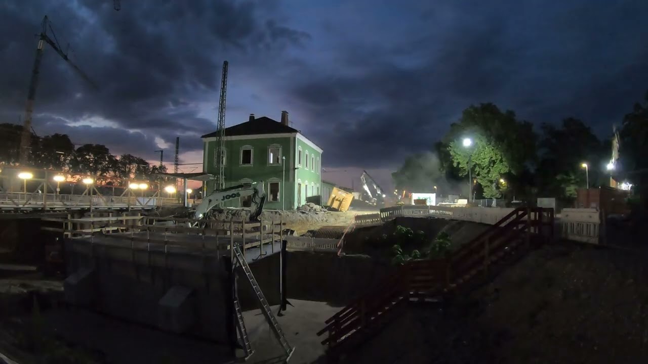 Abriss Bahnhofsgebäude Müllheim [Zeitraffer][4K/60](PfA 9.0)[Baufortschritt][4/ ]