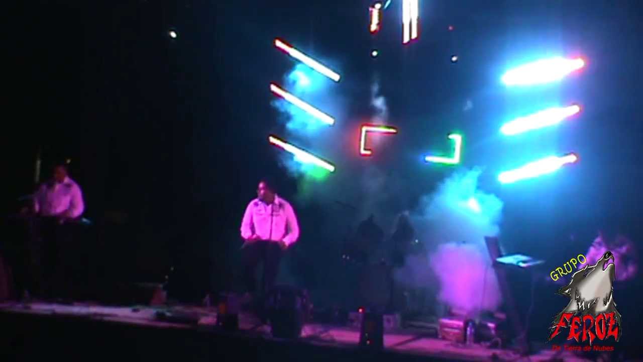 Feroz de Tierra de Nubes - Chilena de los Mixtecos (En Vivo)