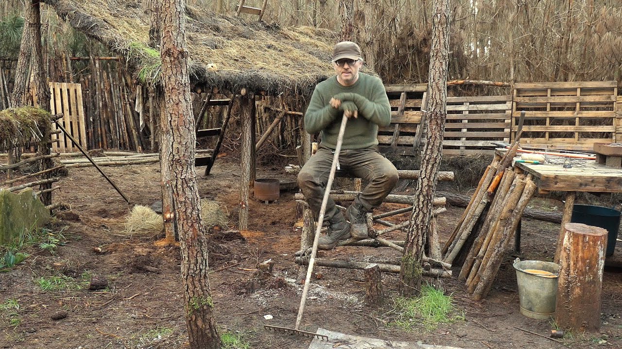Bushcraft Solo Survival Buiding a Shed alone on the Deep in the forest MWK(series) #12