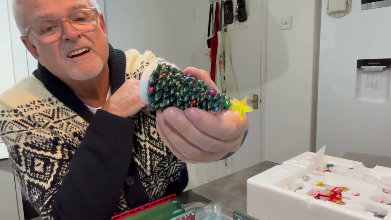 Unboxing Lemax Outdoor Skating Rink