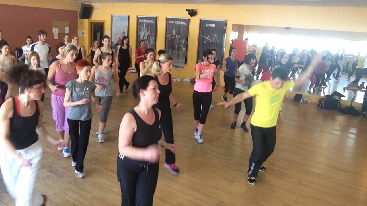 zumba andy kuke (nada de nada)