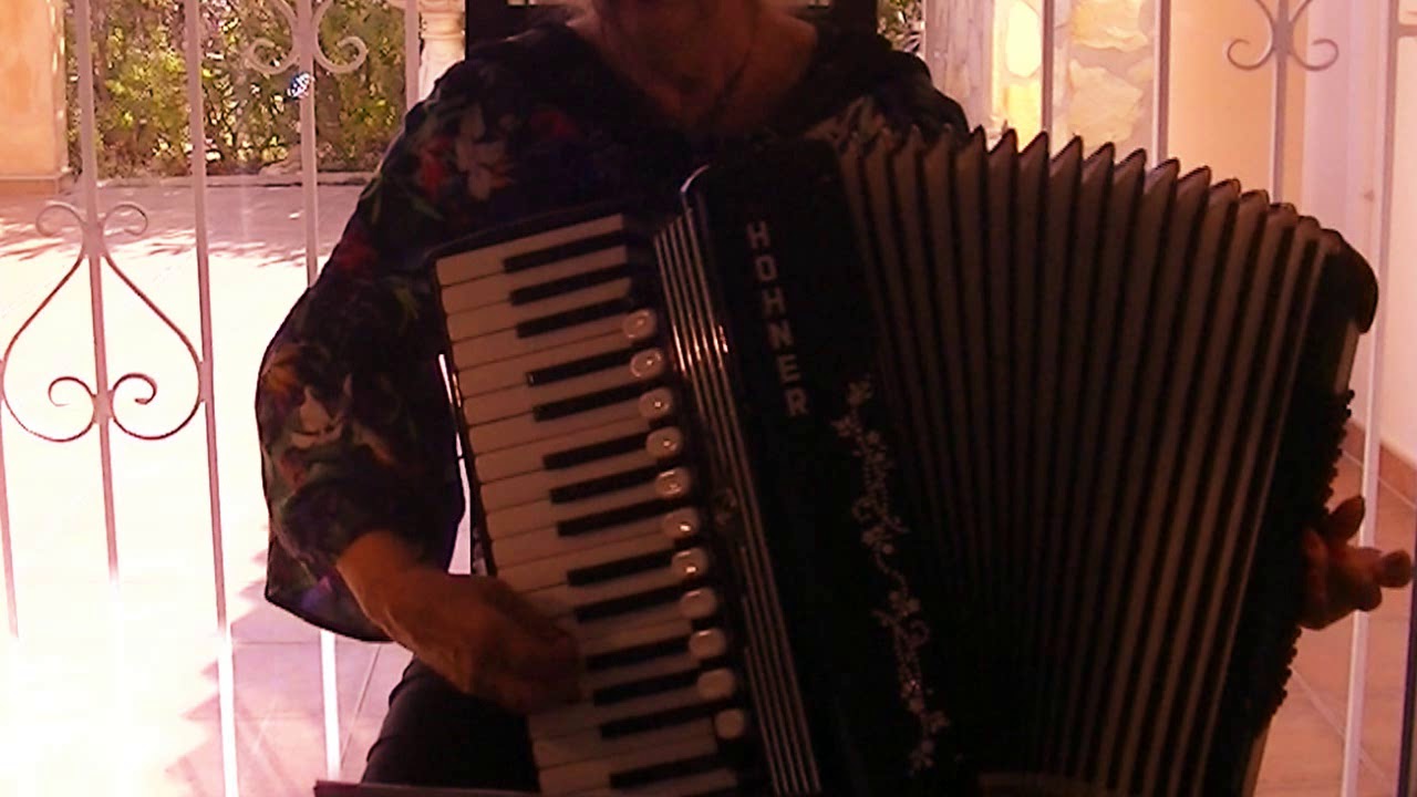 Isle of Capri - accordion -