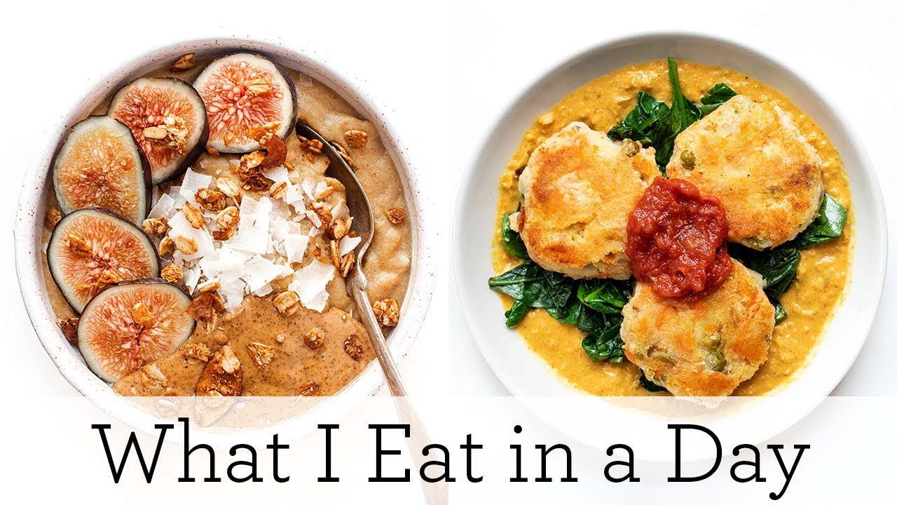 WHAT I EAT IN A DAY ‣‣ quick & easy fall vegan recipes