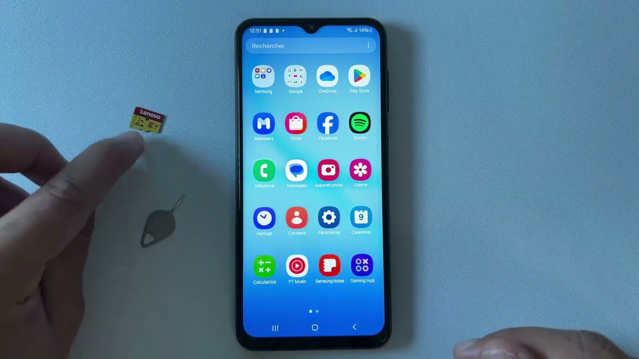 Comment Insérer et Retirer une Carte Mémoire sur le Samsung Galaxy A17 et A17 5G