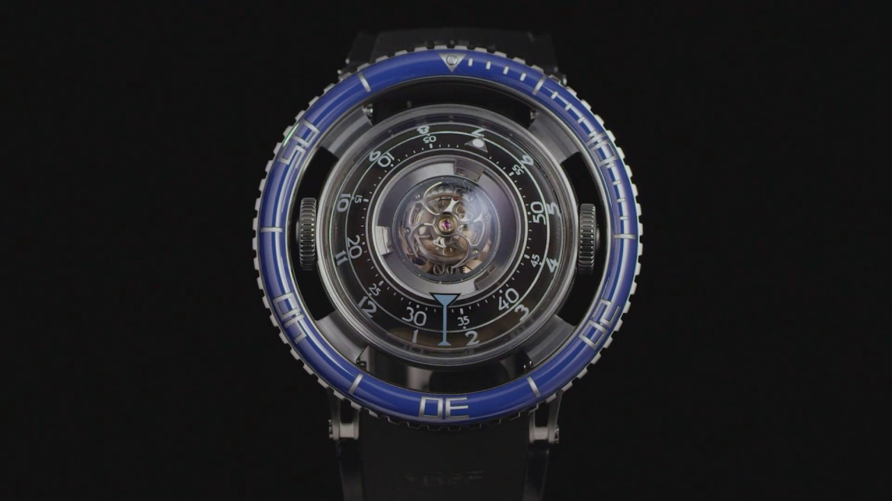 The HM7 Aquapod in 30 seconds - MB&F
