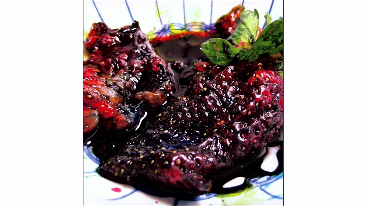 Animal Collective - Peacebone