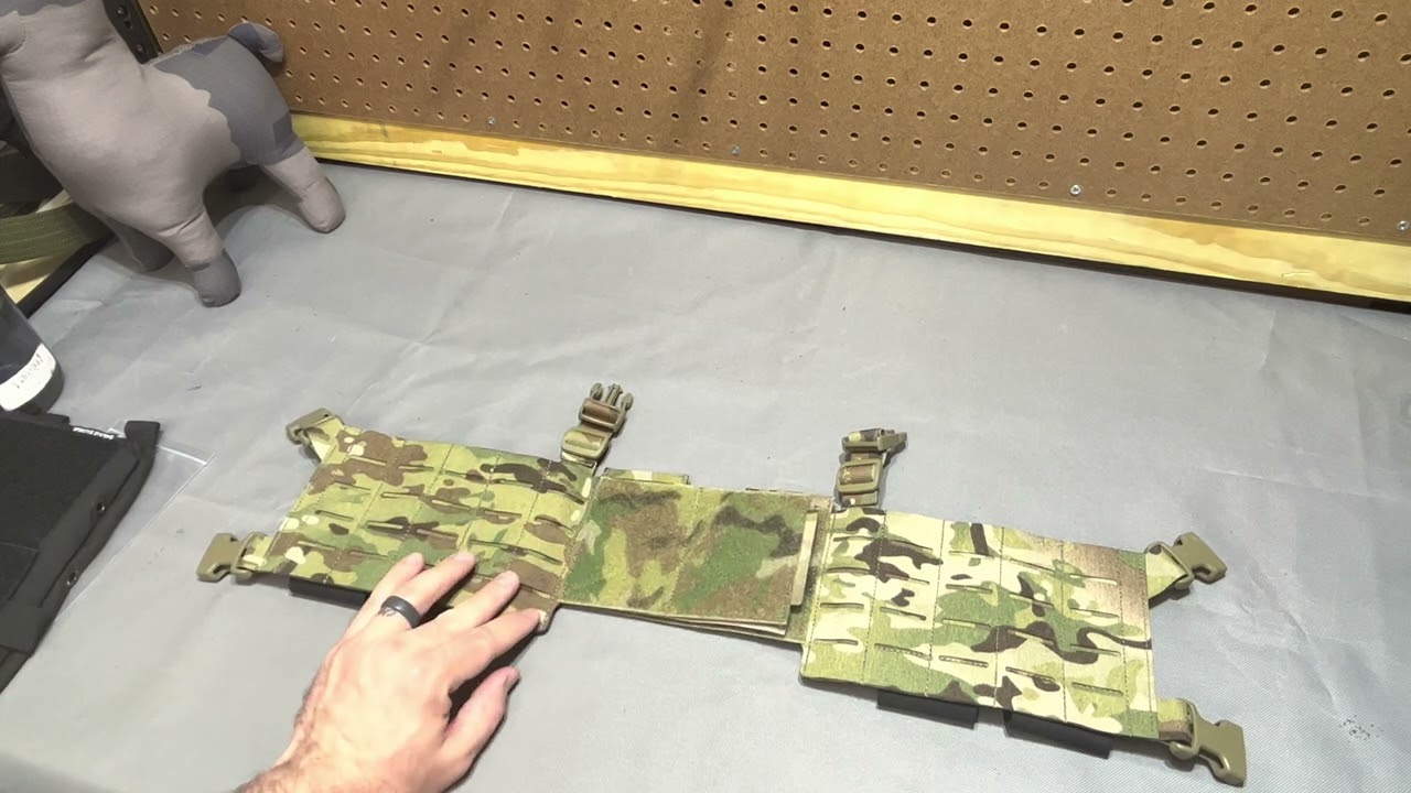 Unobtanium Gear: LV-X (Ultra low profile, modular chest rig)