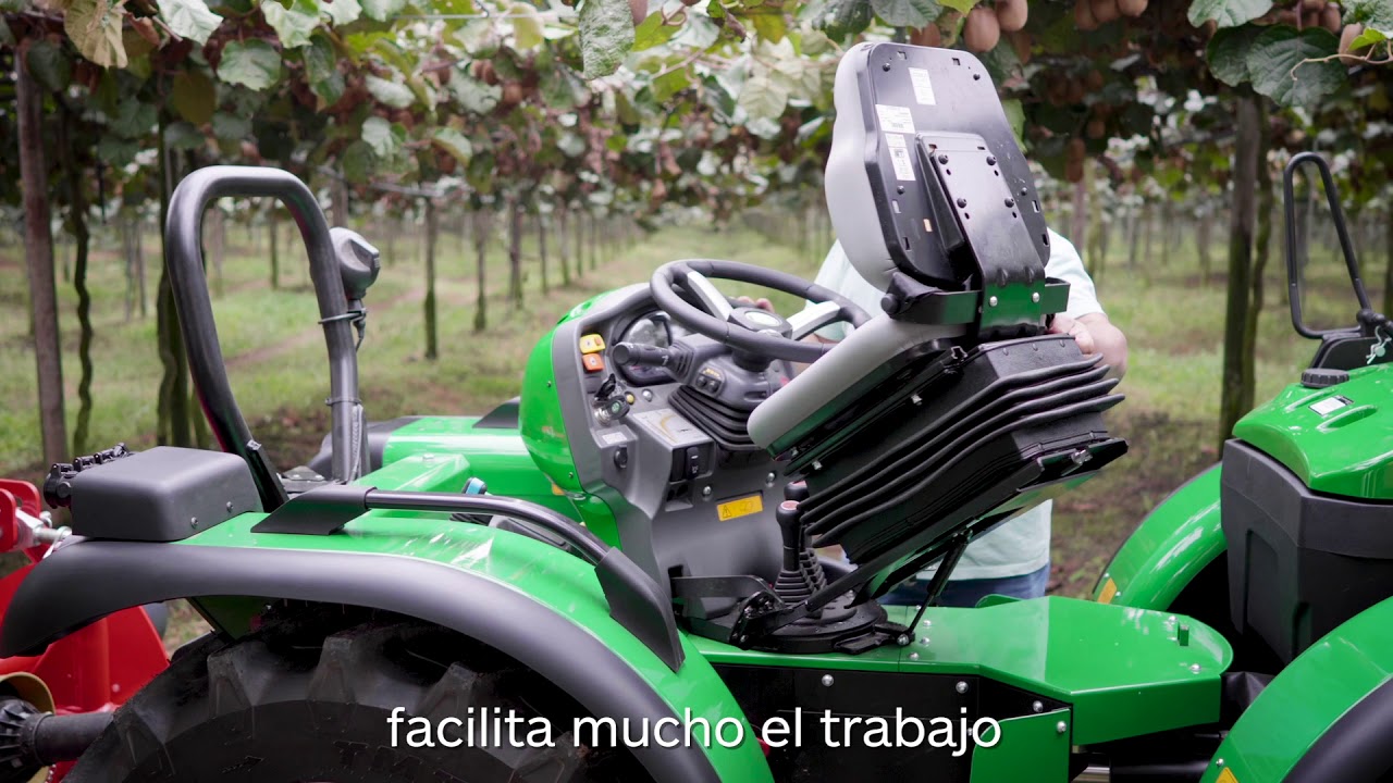 El tractor Ferrari Thor L80N ultra-compacto en el cultivo del kiwi