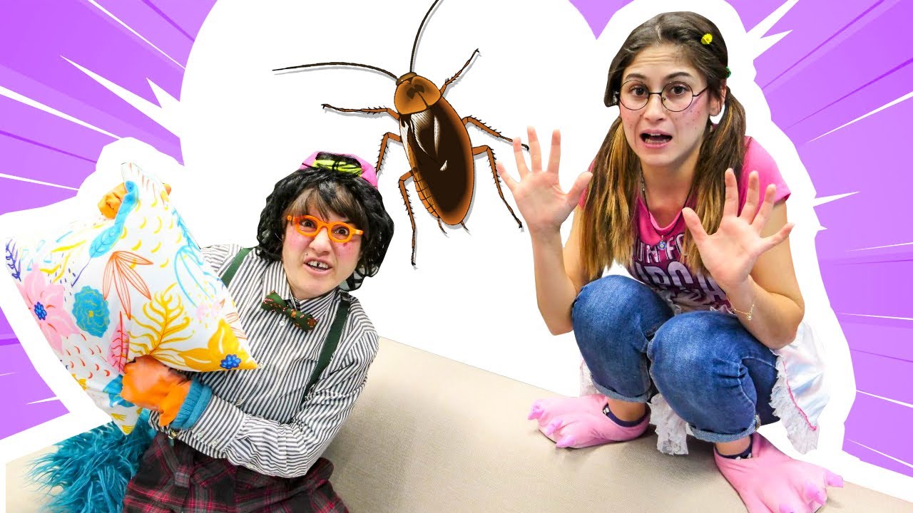Okutay ve Cicisu ile komik video. Kardeşler böcekten korkuyor! Eğlenceli kız erkek oyunları