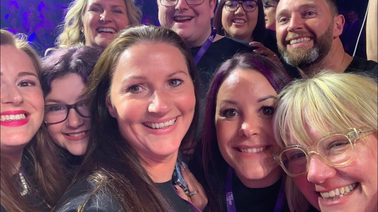 Passive Income Opportunity with Michelle B, Karoline, Otto, Emma & Pip 💜
