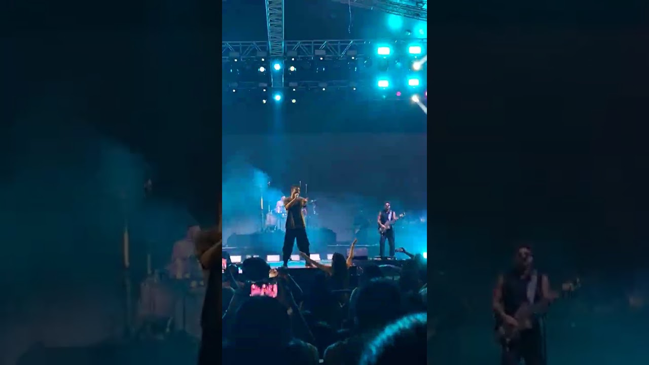 Gulabi Aankhen ... by Sanam and band live at Phoneix Marketcity Bangalore #sanam