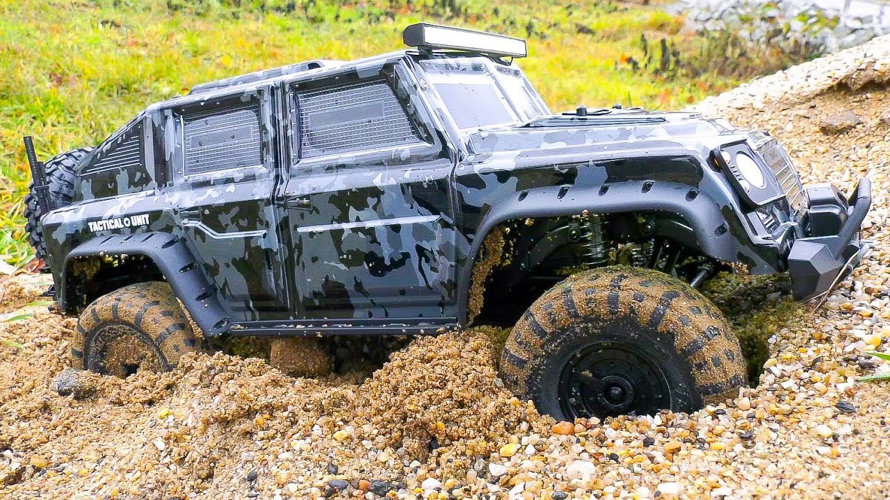 STARRING TRAXXAS TACTICAL UNIT TRX-4 HUMMER H1 RC CRAWLER SCALER TRAIL 4WD AT WORK!!