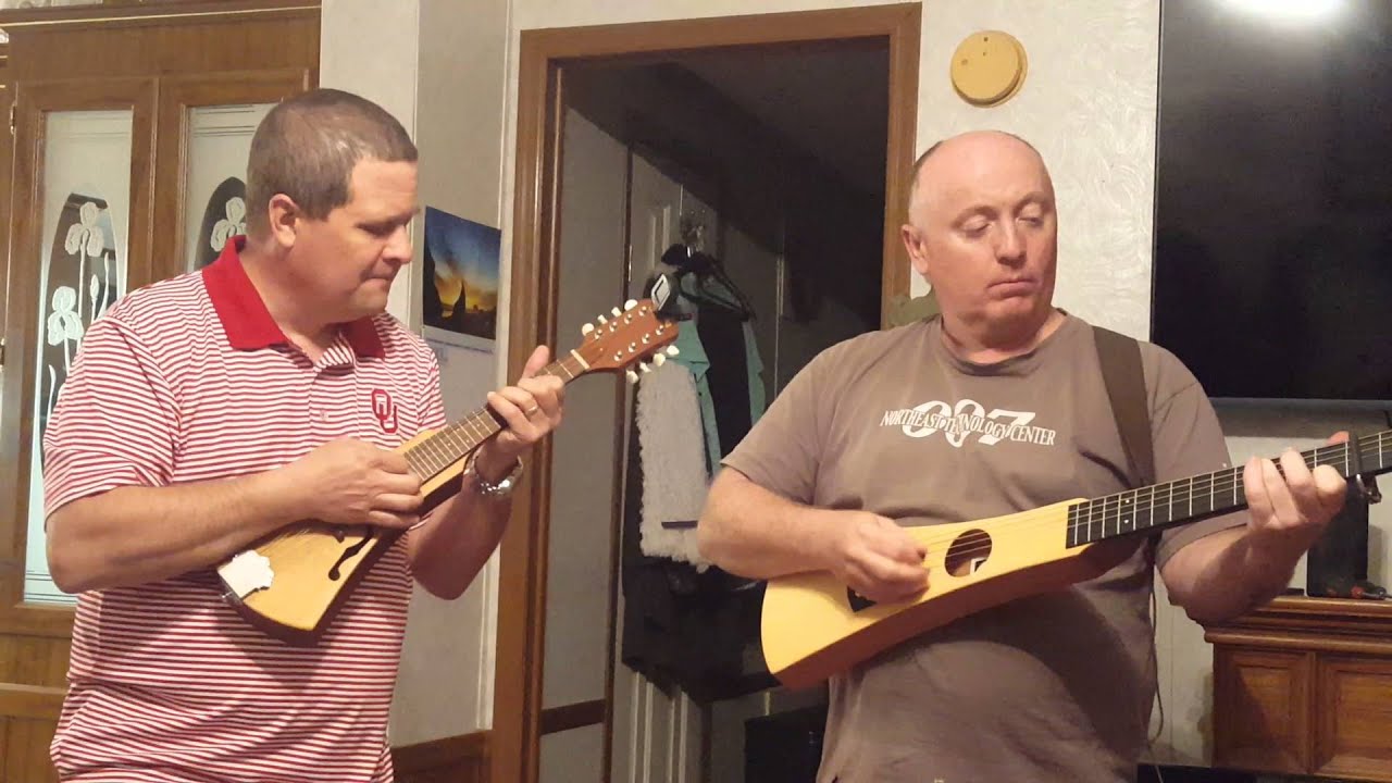 Martin backpacker mandoline & backpacker guitar