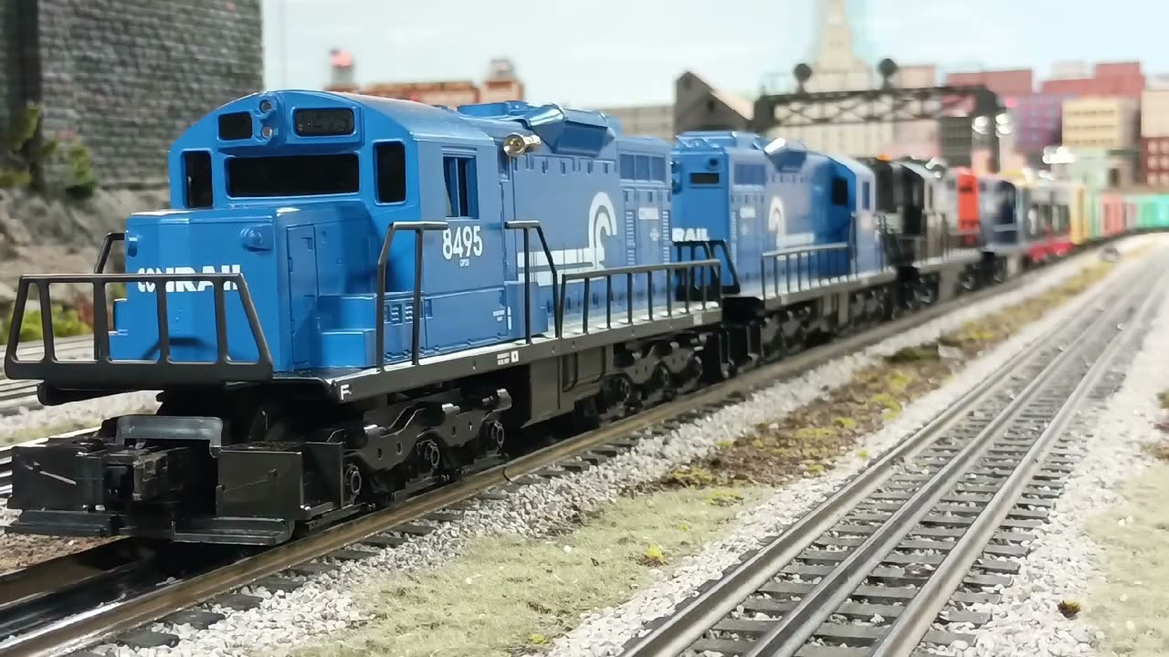 Old LIONEL TRAINS of the 60,70,80,90