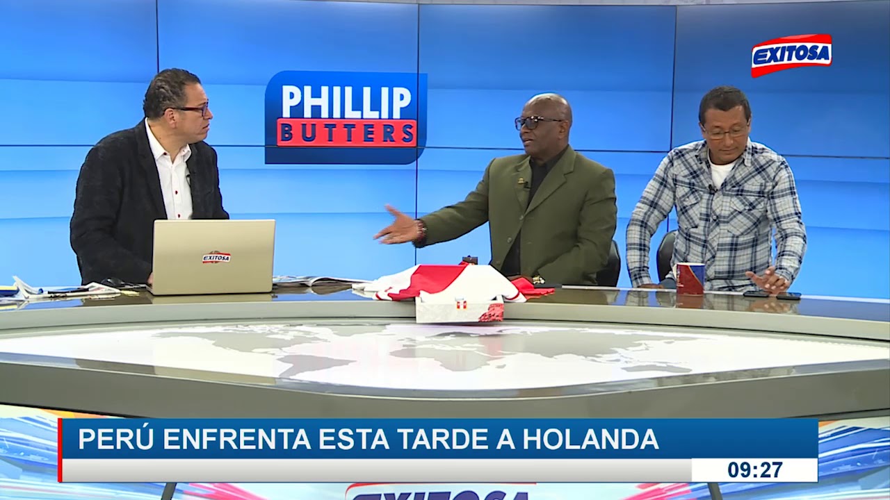 Tigrillo Navarro y Elejalder Godos junto a Phillip Butters en Exitosa