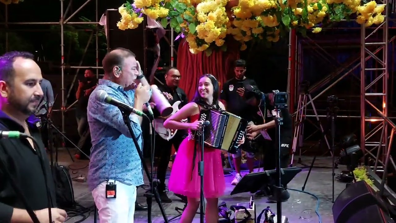 Junto al gran maestro Iván Villazón , para los que me pidieron este video nuevamente,