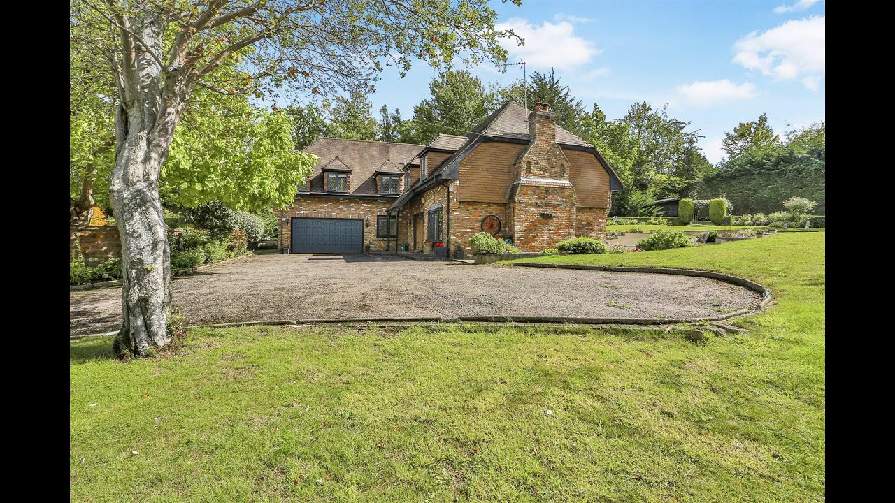 Hazelwood Lane, Chipstead, CR5