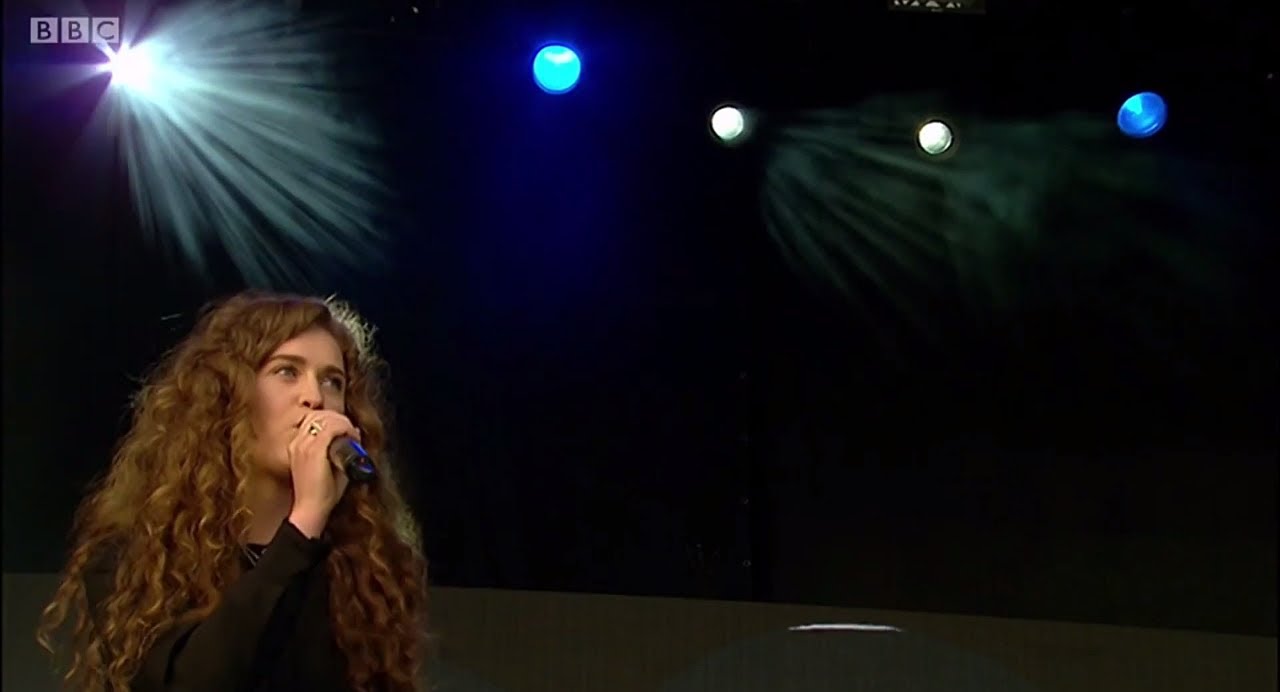 Bombay Bicycle Club - Luna (With Rae Morris) - Glastonbury 2014