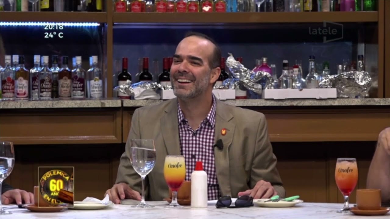 Regis Marques muy picante en #Pol&eacute;micaEnElBarPy
