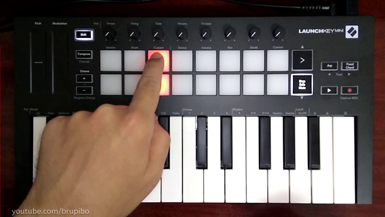 Launchkey Mini MK3 Basics - Overview and Loop Tutorial on Ableton Live Lite 10
