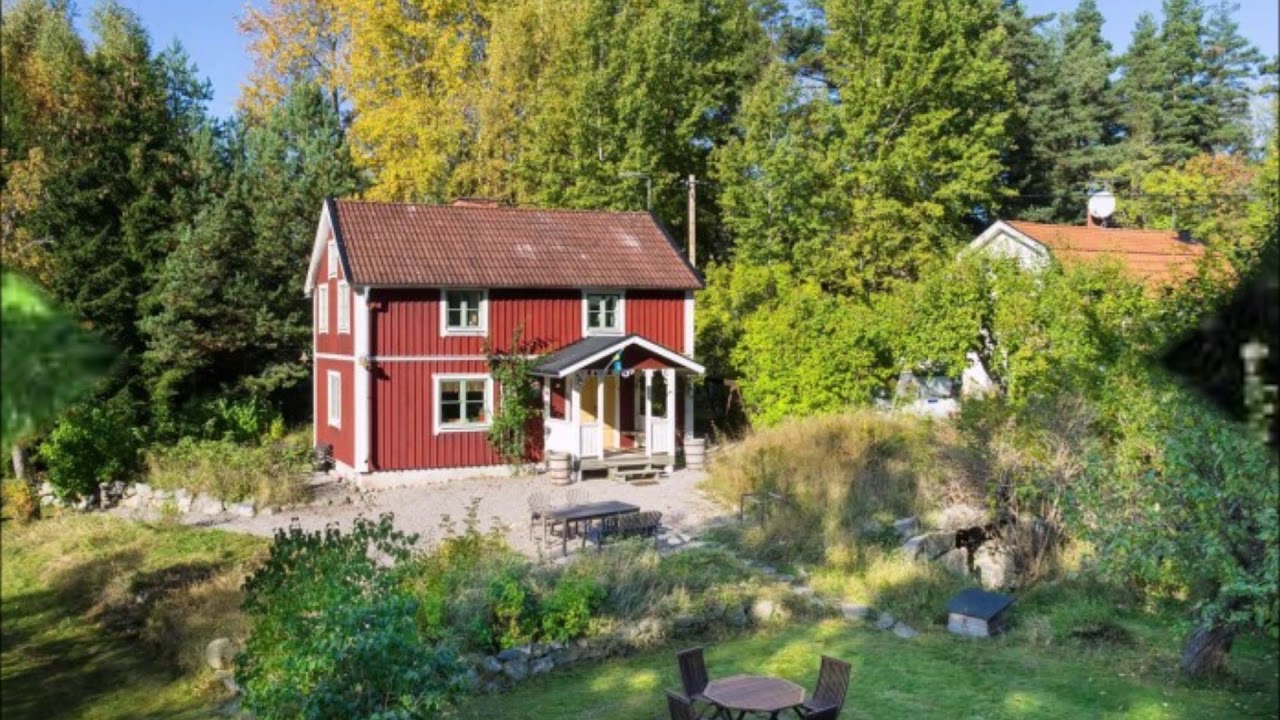 RENÉE AGÉN Röda stugor tåga vi förbi