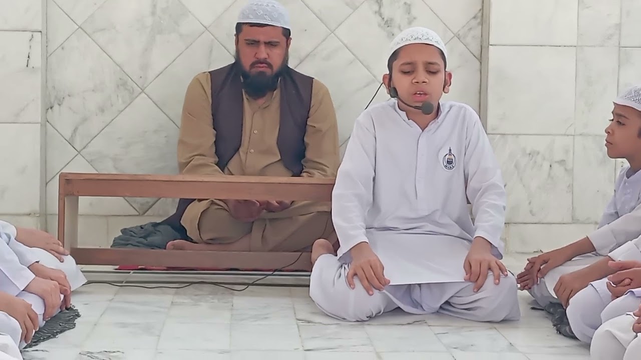 بہت خوبصورت تلاوتِ قرآنِ کریم} محمد علی شکیل} متعلم مدرسہ جامع القرآن عثمان بن عفان رضی اللّٰہ عنہ}