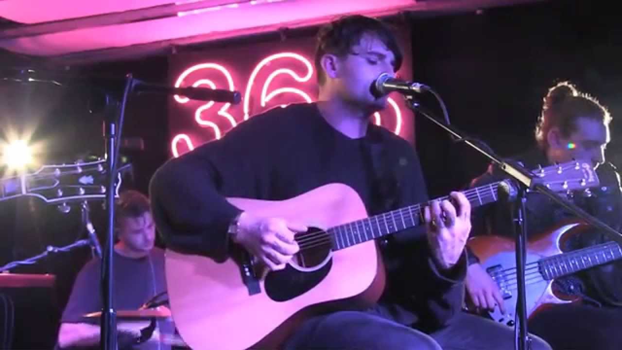 Lower Than Atlantis - 'Am I Wrong' (Live at 363 Oxford Street)