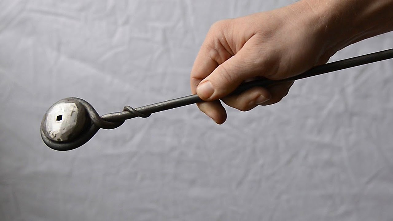 Blacksmithing - Forging a nail header