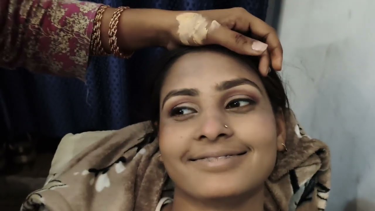 Day-1 video make-up party आज का makeup bata आप को कसे लगा || step by step|| like comment share 