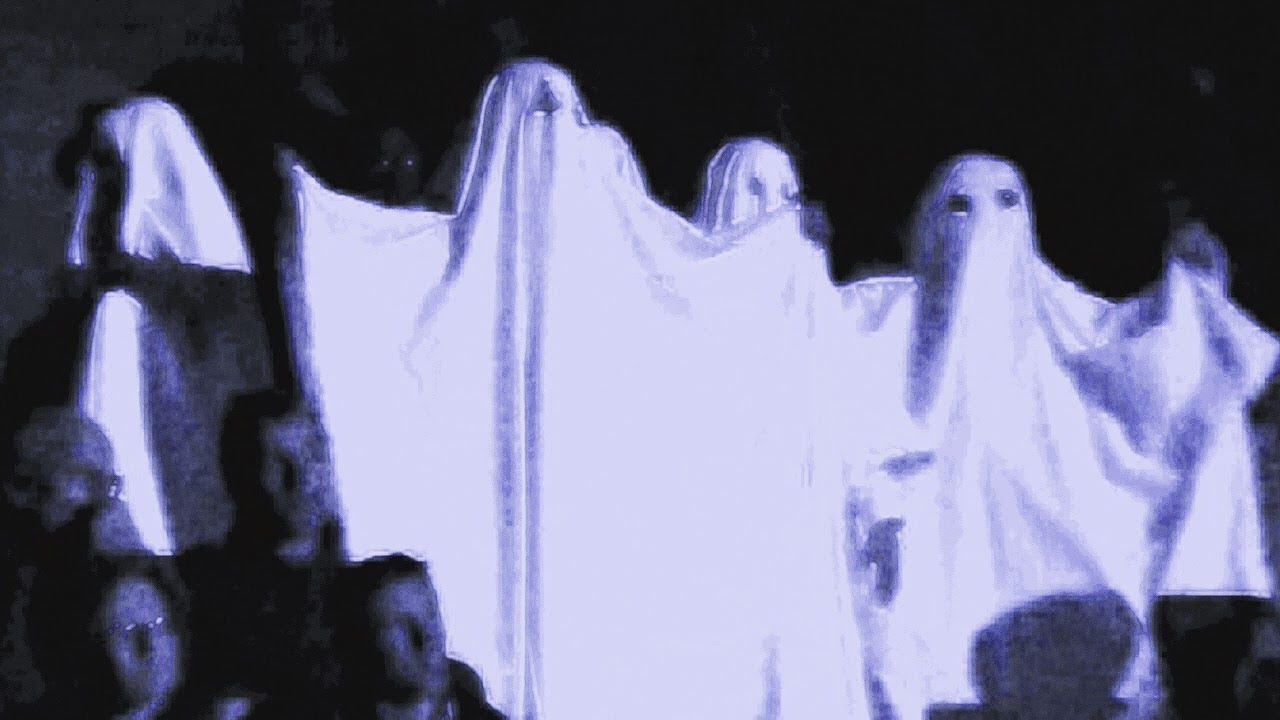 Fantasmi ♪ Coro Croz Corona •  