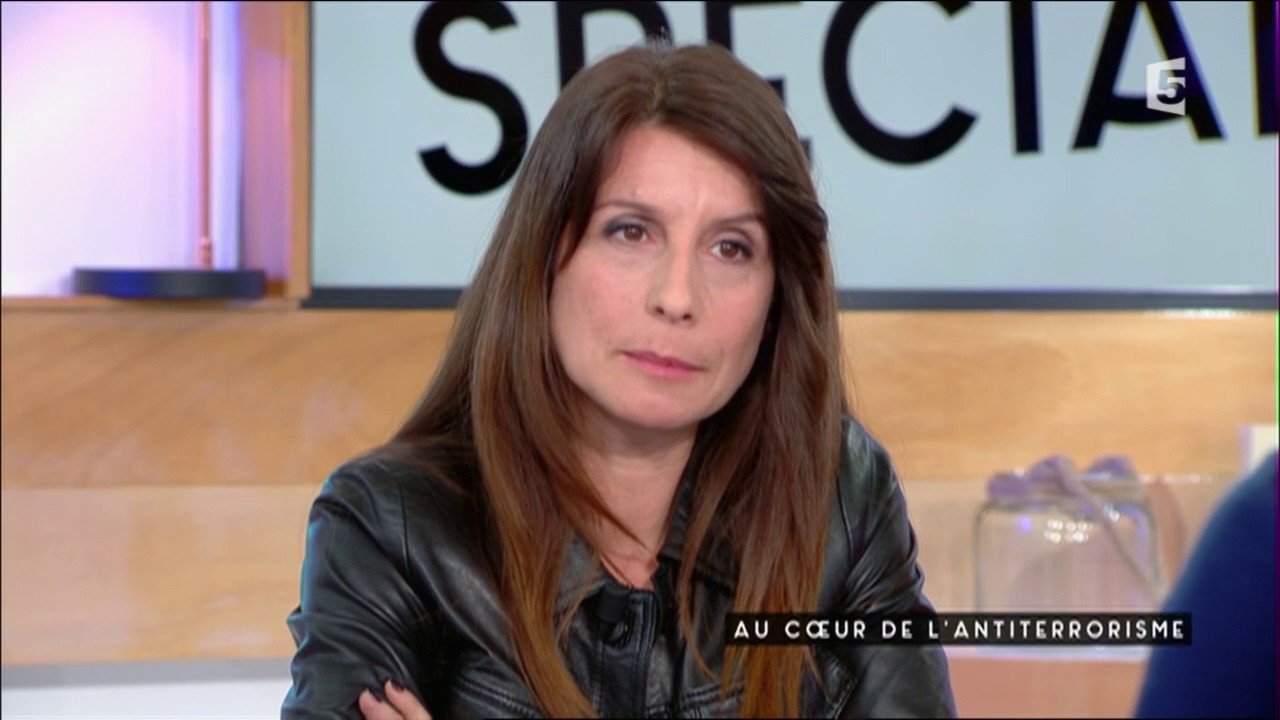 Au coeur de l'antiterrorisme - C &agrave; vous - 18/11/2016