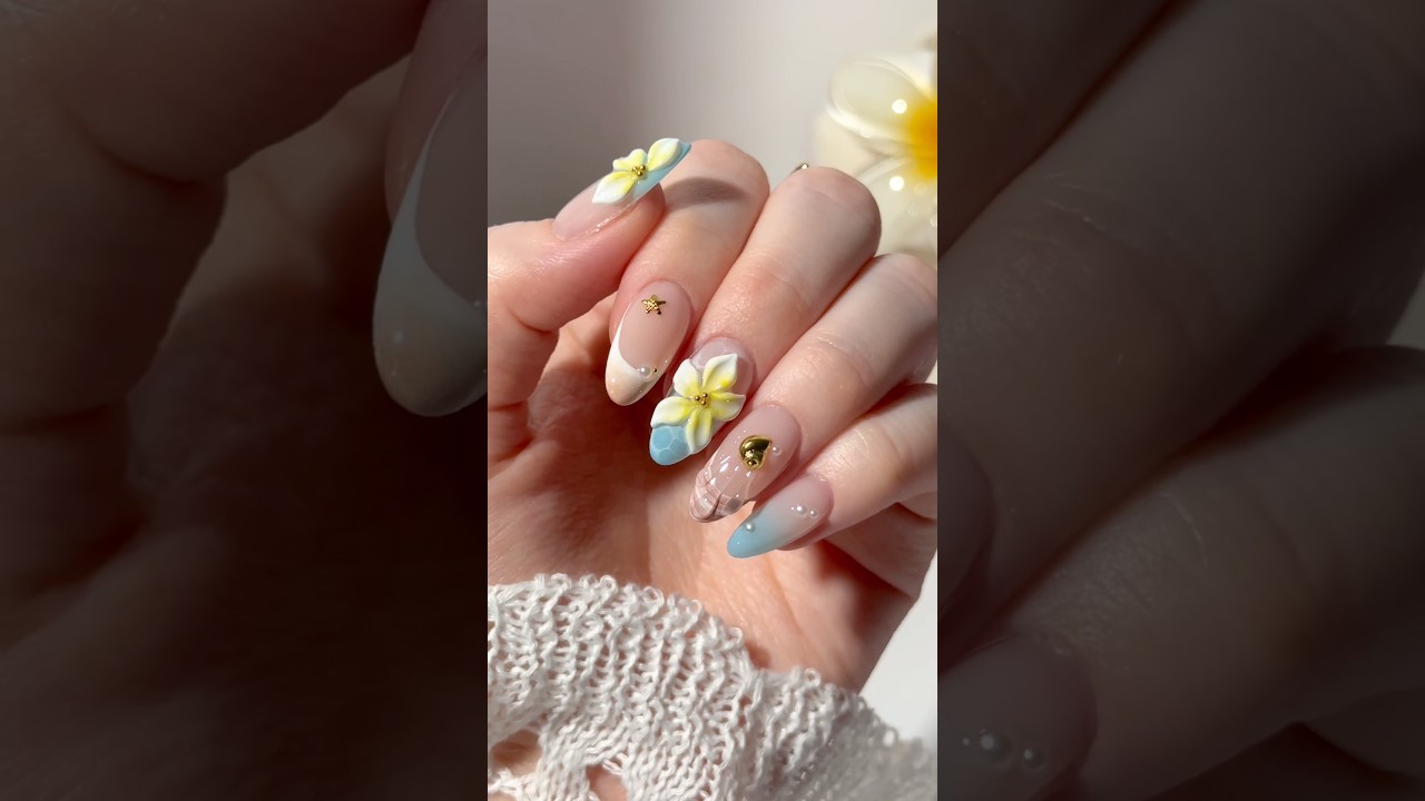 Summer Beach Nails 🐚 Products listed in the description #nails #naildesign #nailart #summernails
