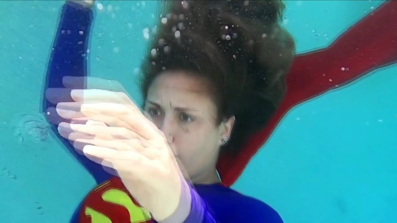 Supergirl X: Hard To Kill-Teaser #1