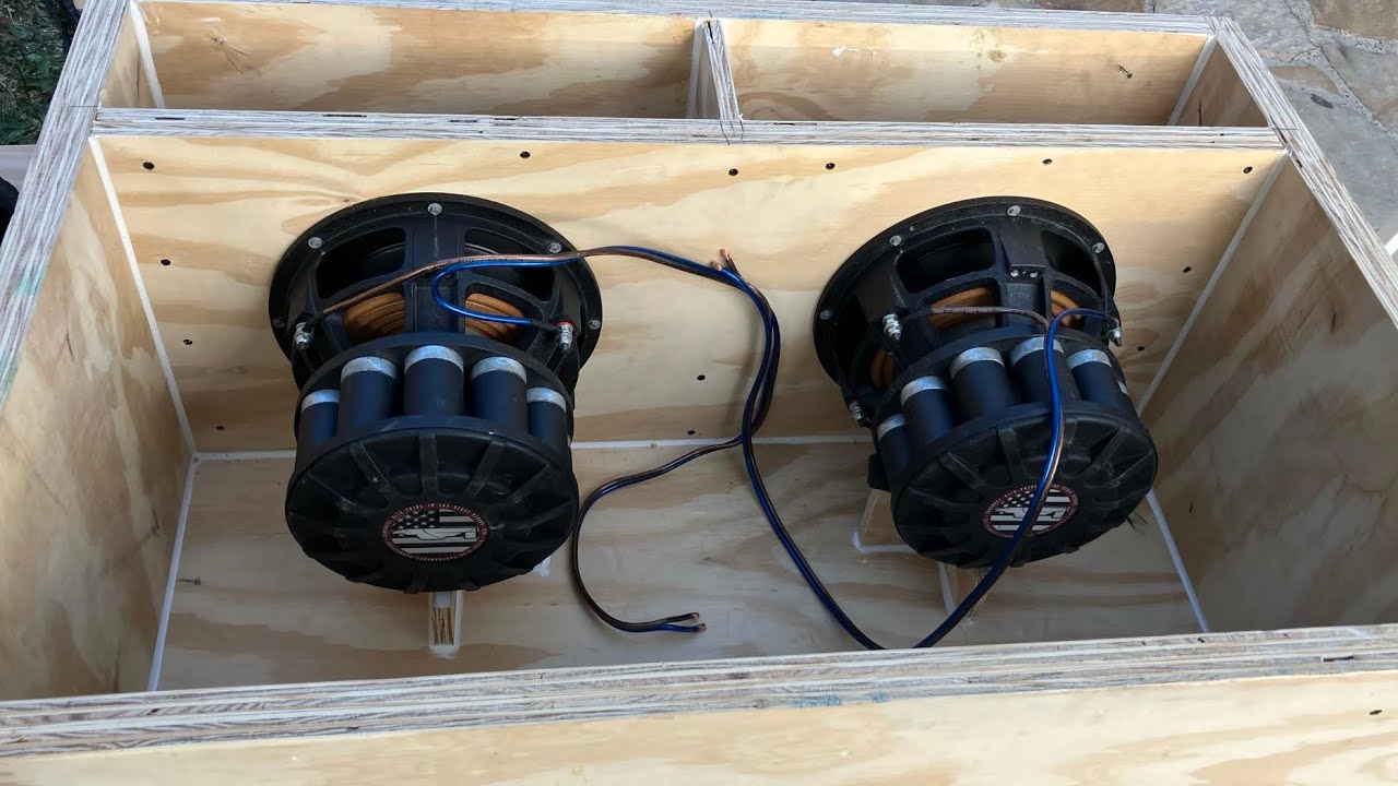 🔥 Fi Car Audio 12&rsquo;s on 8,000W vs Crossfire C7 15 on 700W: Epic Bass Wars Showdown! 🎶