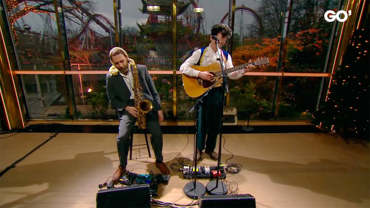 BISSE &ndash; Sp&oslash;gelser (Live version)