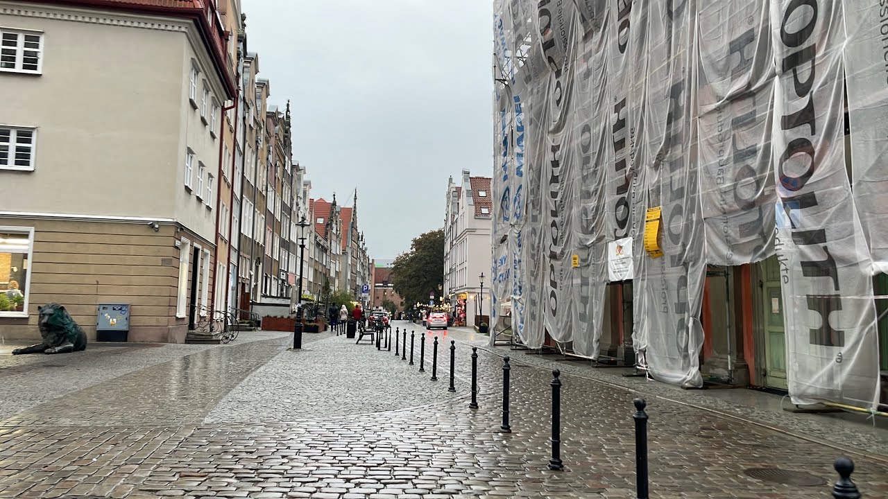 Exploring the Old Town in Gdansk with Sonia Holten 