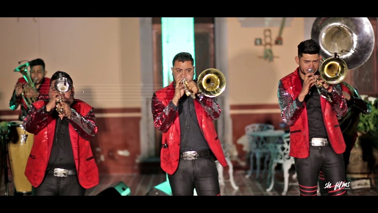 Popurrí Corridos de Caballos - La MáximaBanda de Zacatecas (En Vivo)