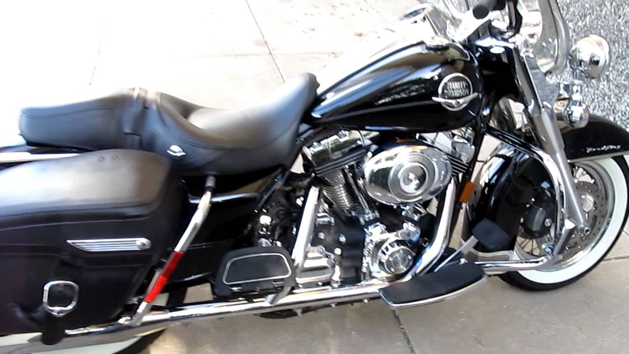 08 HARLEY- Davidson Roadking Classic vance & Hines Exhaust