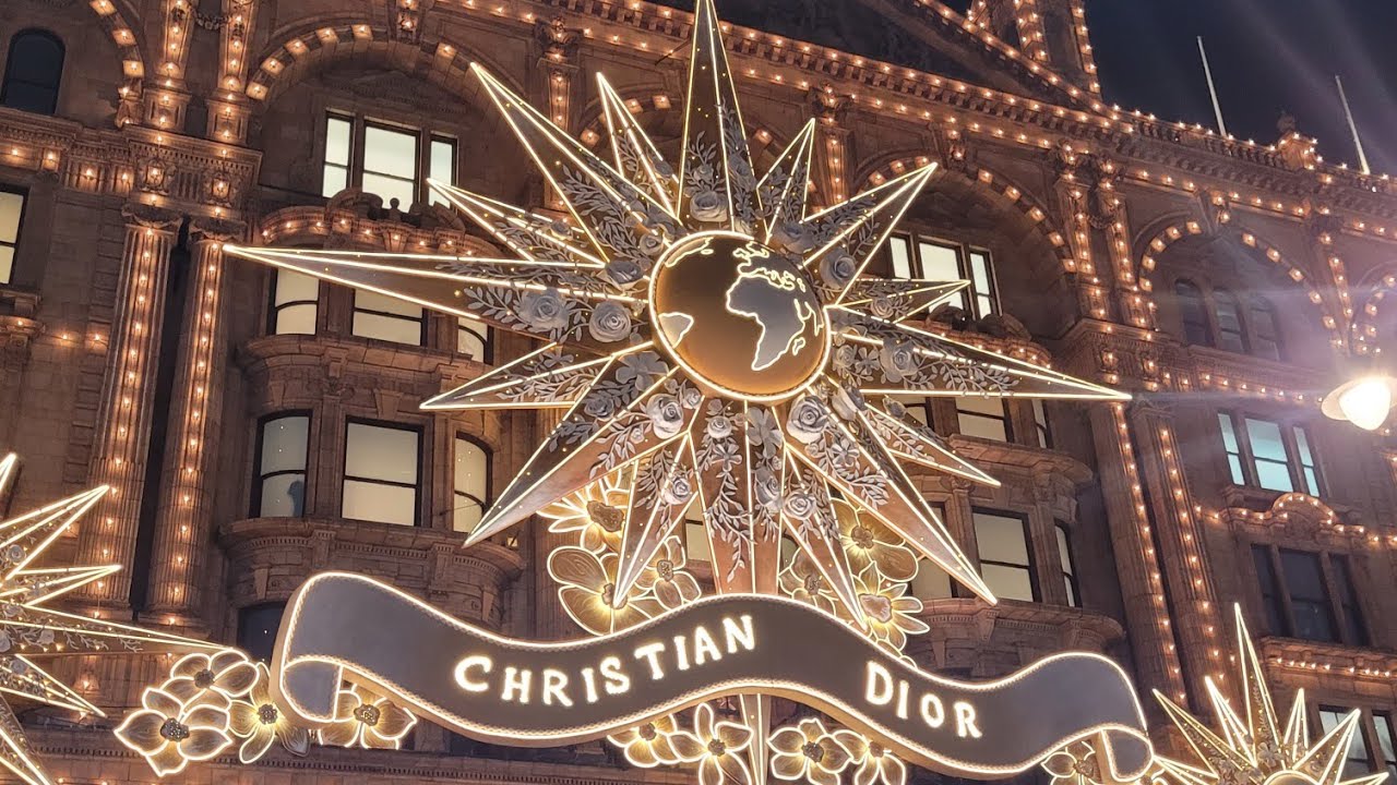 Самый большой пряничный домик в мире?! Рождество в Harrods и вечеринка в Harvey Nichols!