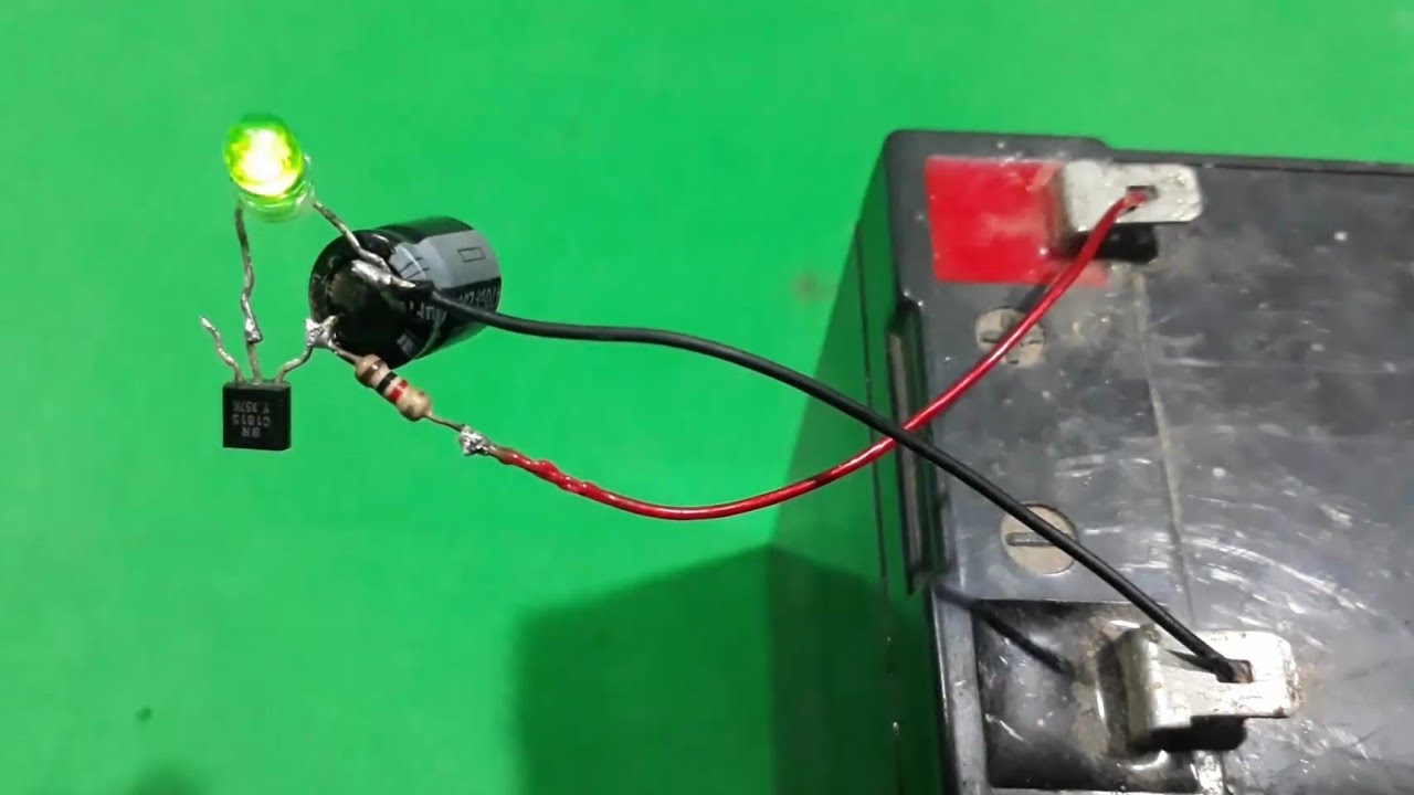 Làm Mạch Nháy LED Đơn Giản Dùng  Một TRANSISTOR -  Make a Simple LED Flash