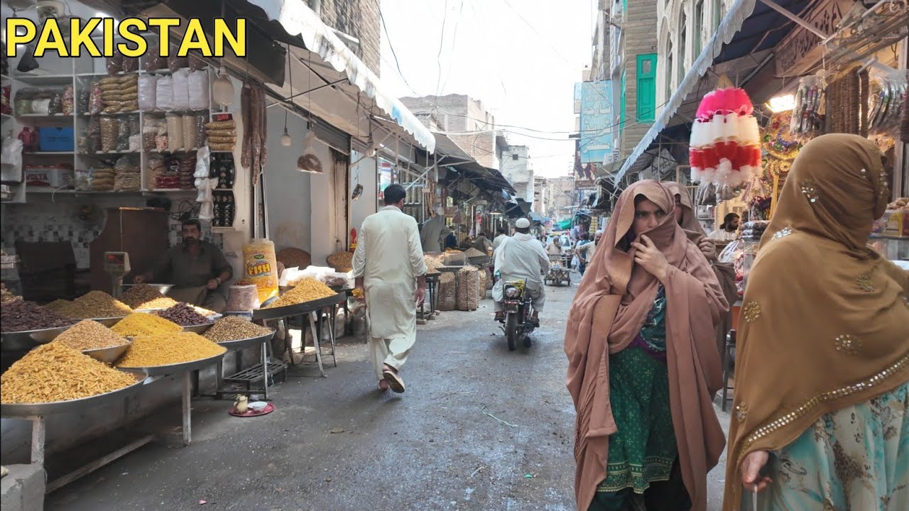 Walking Tour Pakistan 🇵🇰 | Hidden Streets, Local Life & Street Food 2026