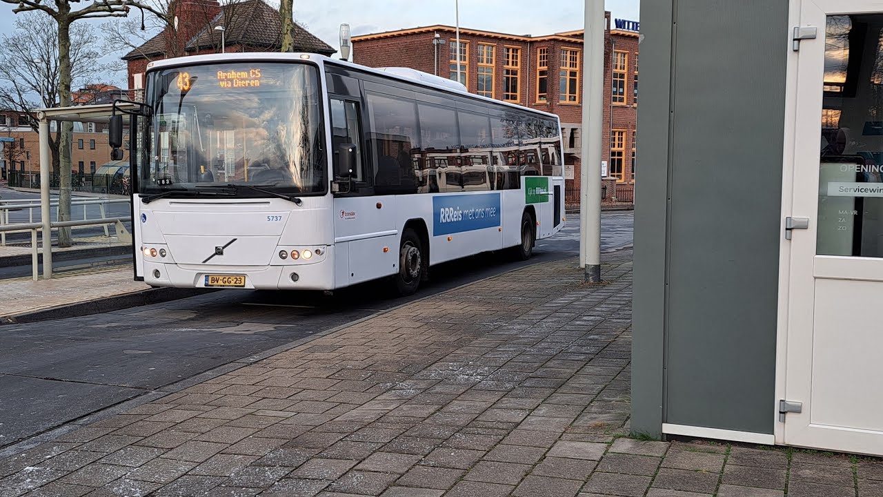 Het bus en trein vervoer in Apeldoorn 18-01-2023