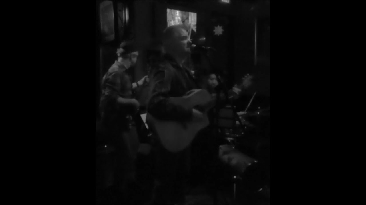 Demotivated @ Sauce on the Danforth