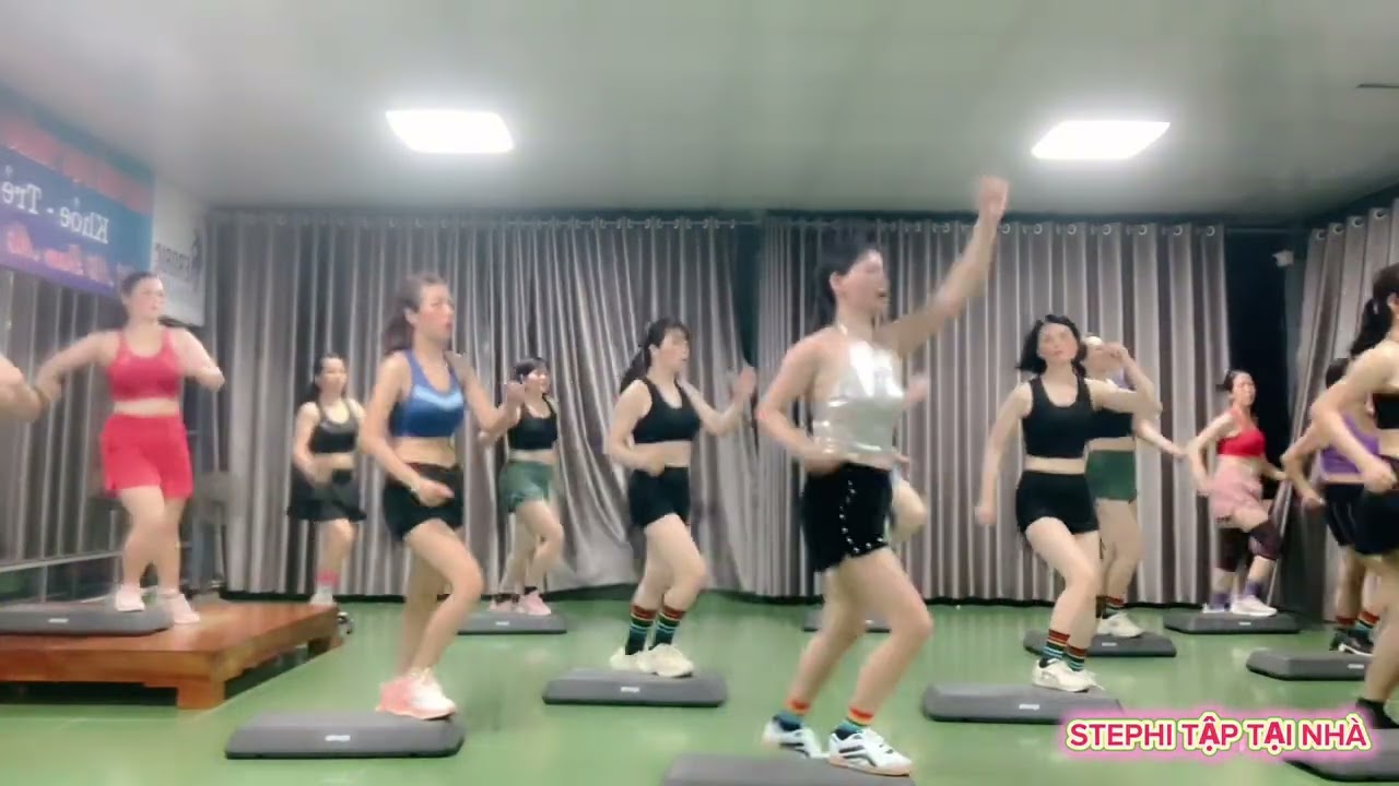 STEPHI TẬP TẠI NHÀ / GIÚP ĐỐT CHÁY CALO/ TĂNG SỨC BỀN VÀ TẠO VÓC DÁNG SĂN CHẮC /THUÝ NHI AEROBIC 