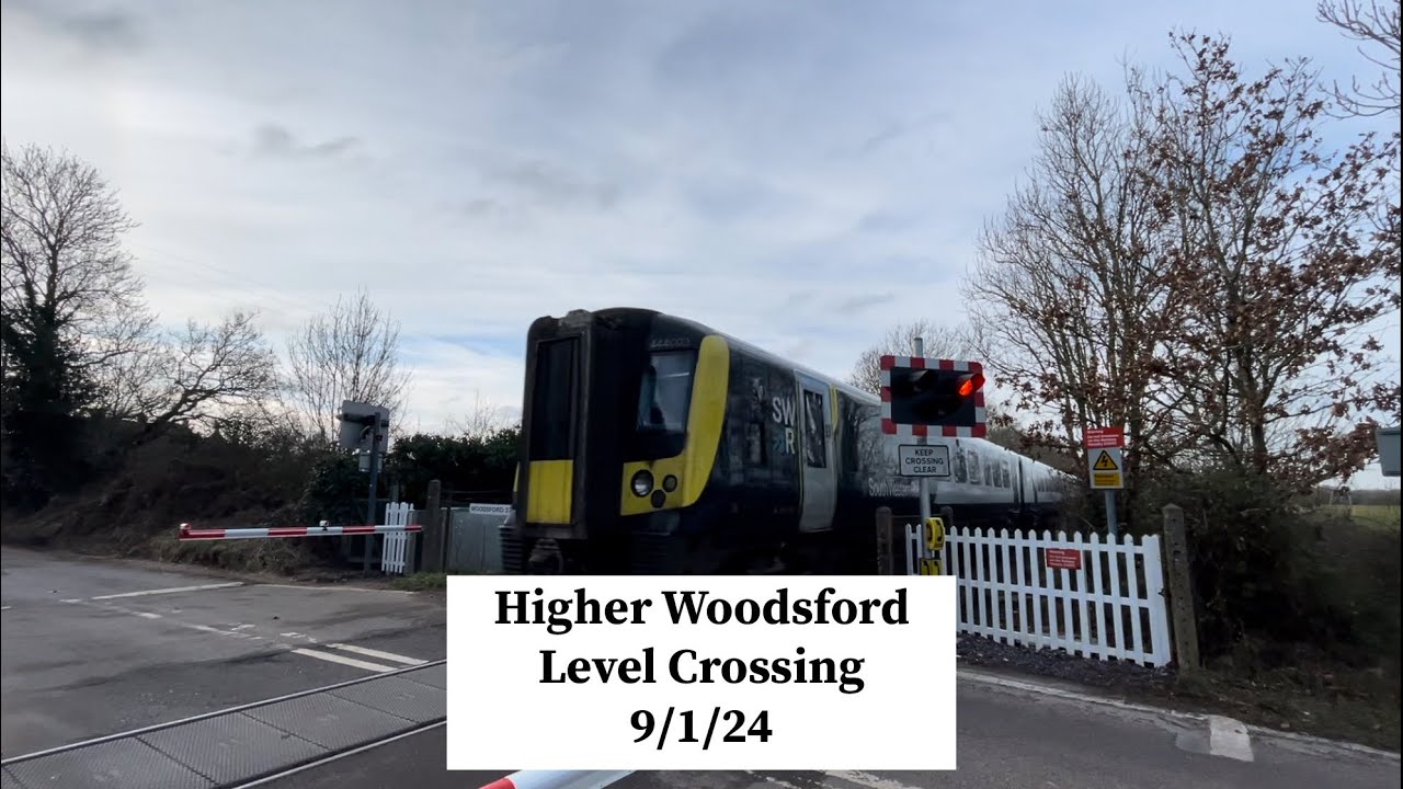 *New Equipment & Dead Alarm* Higher Woodsford Level Crossing 9/1/24 ⚪️