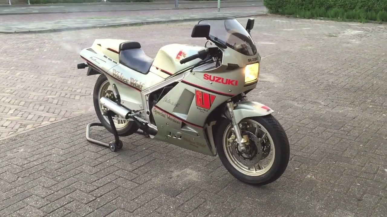 Suzuki RG400 Walter Wolf